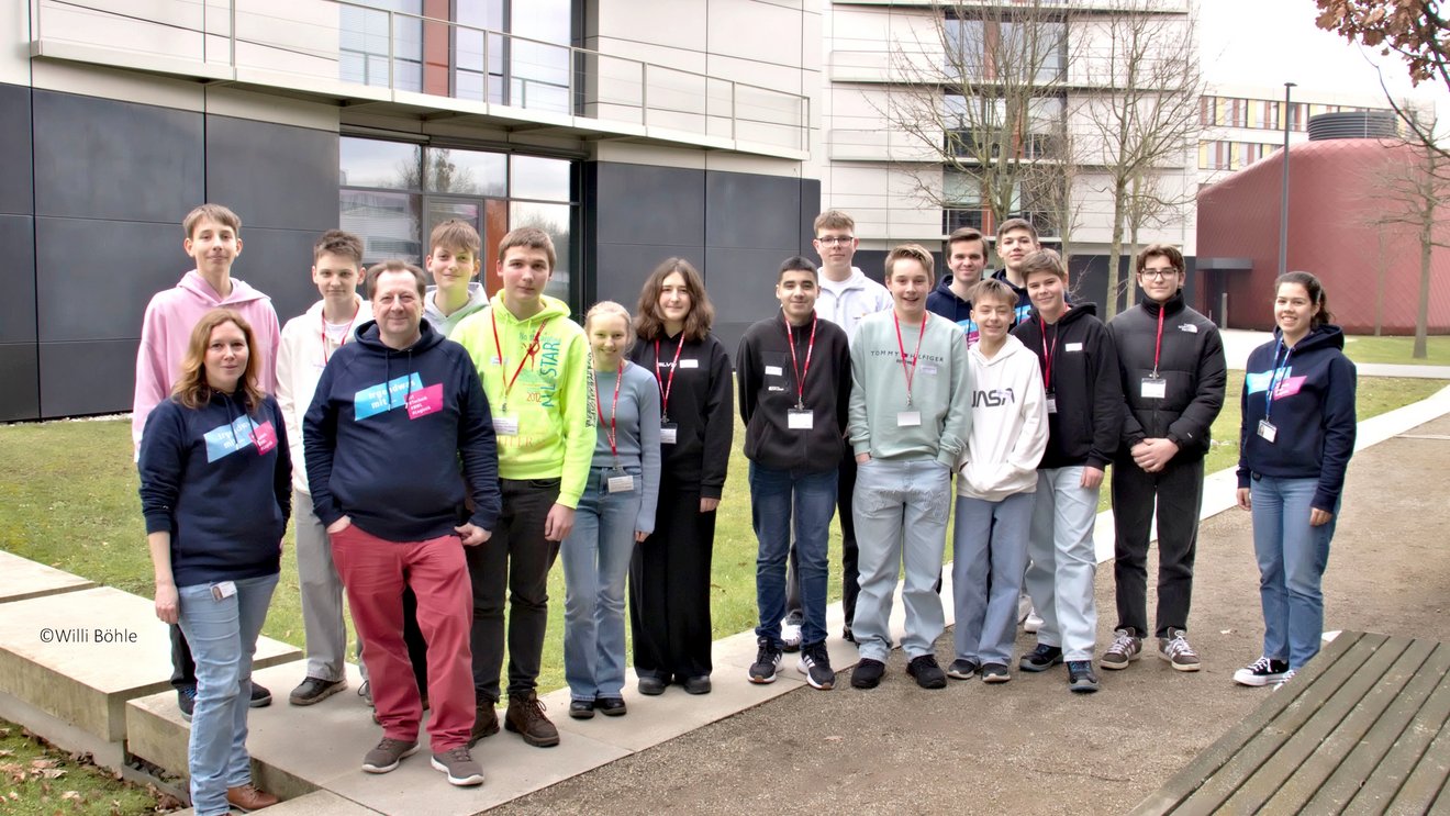 SchuBS-2025_E_Gruppenfoto_WATT_dSPACE