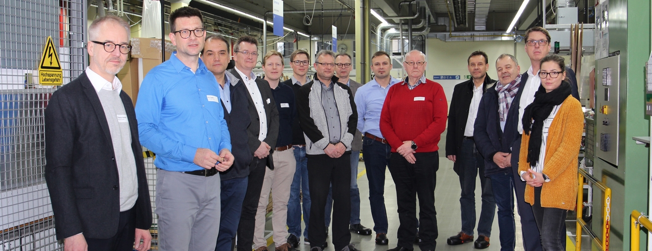 elektronikforum-owl-24